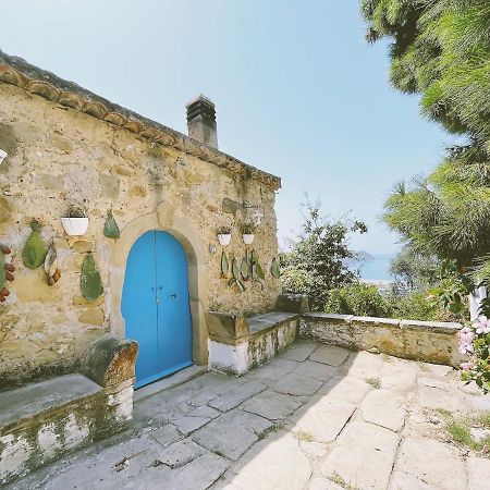 La Casa Del Nespolo Bed & Breakfast Capo d'Orlando Exterior photo