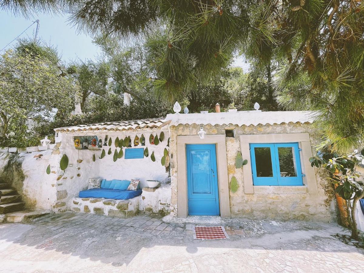 La Casa Del Nespolo Bed & Breakfast Capo d'Orlando Exterior photo
